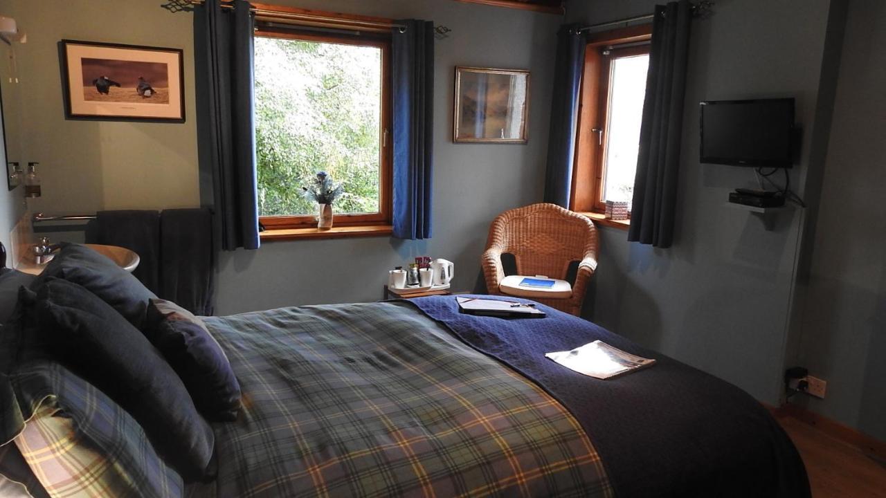 Invercassley Cottage B&B Suite Lairg Exteriör bild