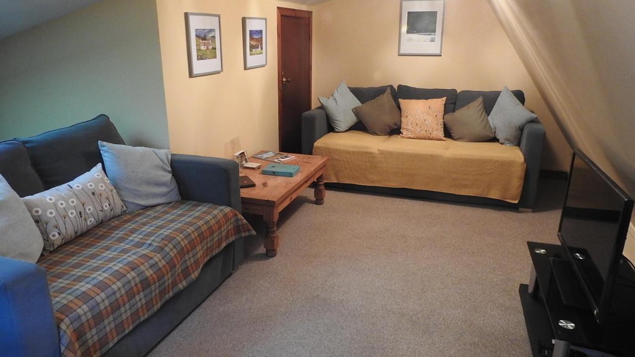 Invercassley Cottage B&B Suite Lairg Exteriör bild